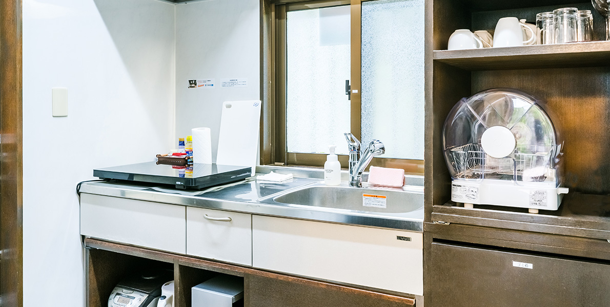 特別室「はなみずき」（和室10畳＋ツインベッド）バストイレ付