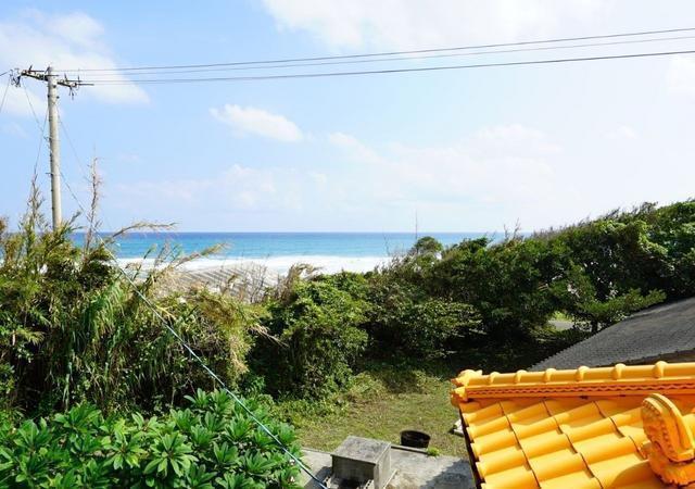 バルコニーから臨む太平洋