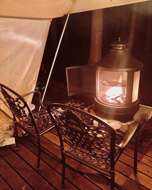 調理もできる焚き火台をご利用くださいませ