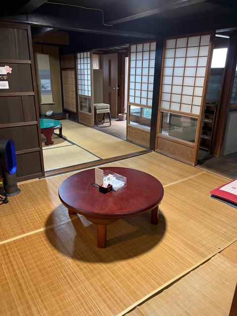 共用部、居間