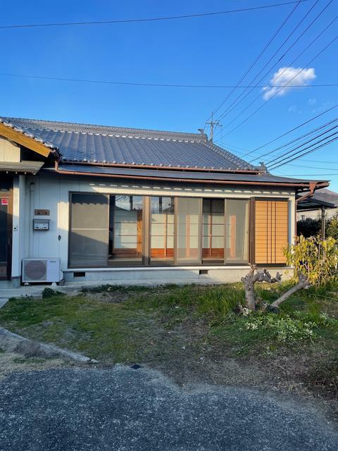 田舎の農家の一軒家