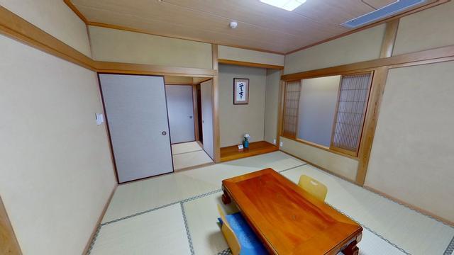 ゆったりくつろげる8畳和室
