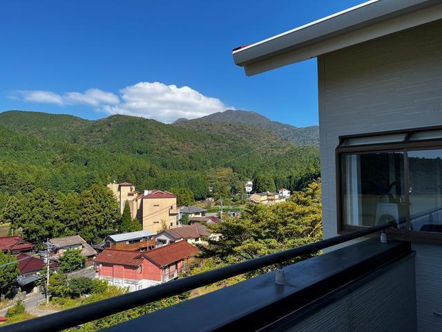 テラスから望む雲仙の山々
