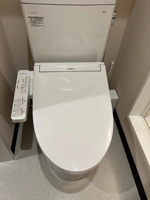 部屋専用ウォシュレット付きトイレ付き