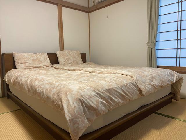 Queen サイズベッド